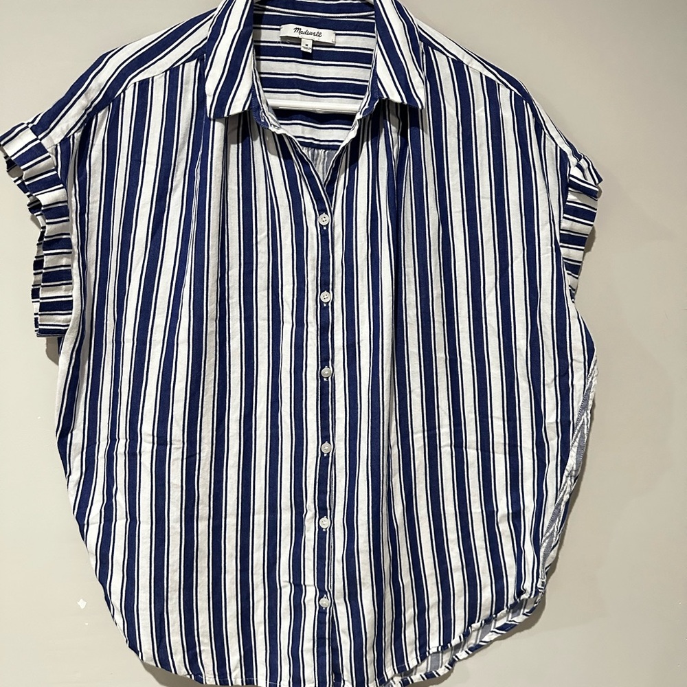 Madewell Blue White Striped Button Up Blouse Women’s Medium Short Sleeve